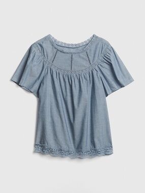 GAP Light Chambray Lace-Trim Flutter Sleeve Top